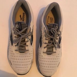 BROOKS GHOST 13 Mens Size 14 D